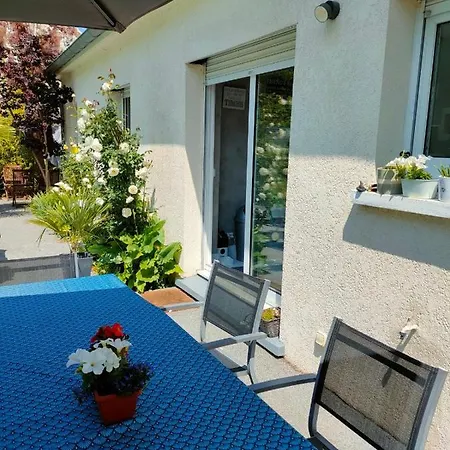 Willa Maison Avec Piscine Chantilly Senlis 6 Personnes